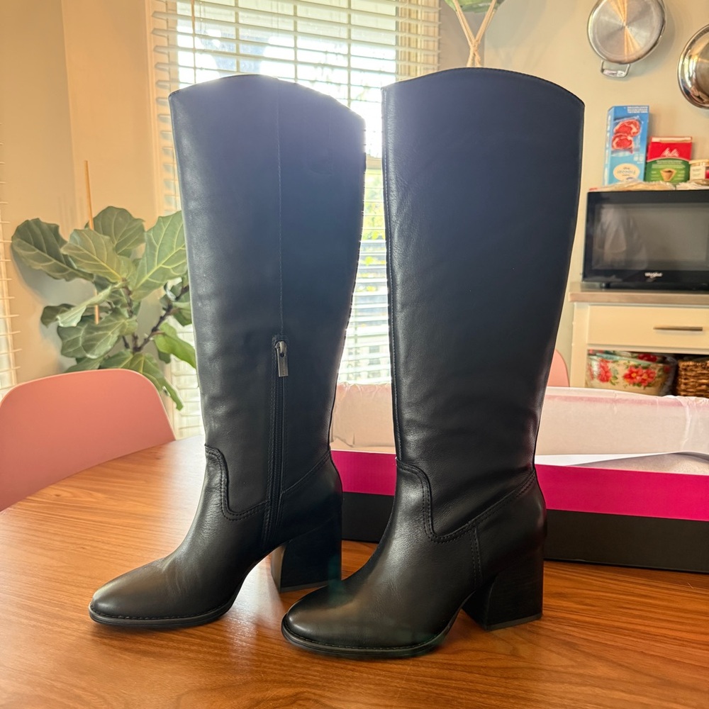 Vince Camuto Black Leather Leila Boots 8M regular calf
